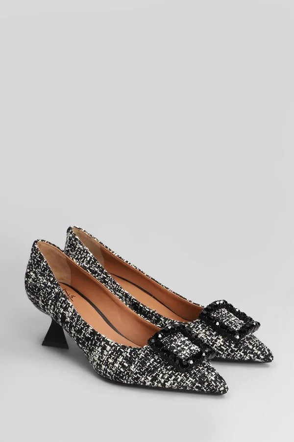 Evilly Pumps In Black Fabric - Image 2