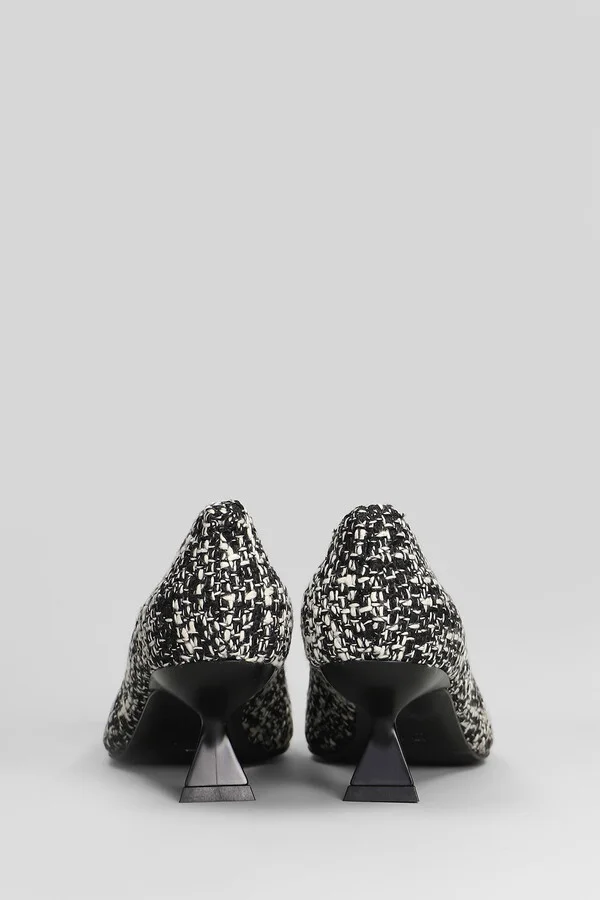 Evilly Pumps In Black Fabric - Image 4