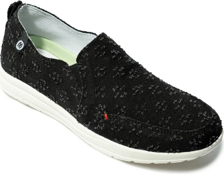 Expanse Slip-On Sneaker