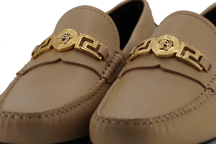 Exquisite Medusa Gold-Tone Leather Men's Loafers - Image 5