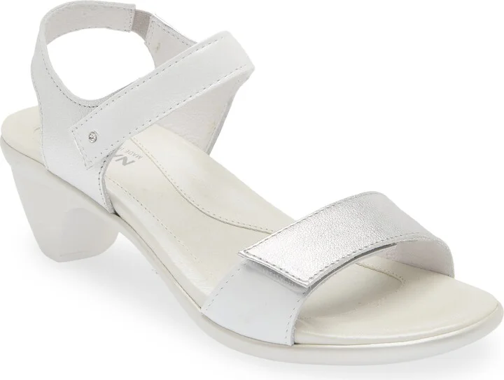 Silver/ Pearl White