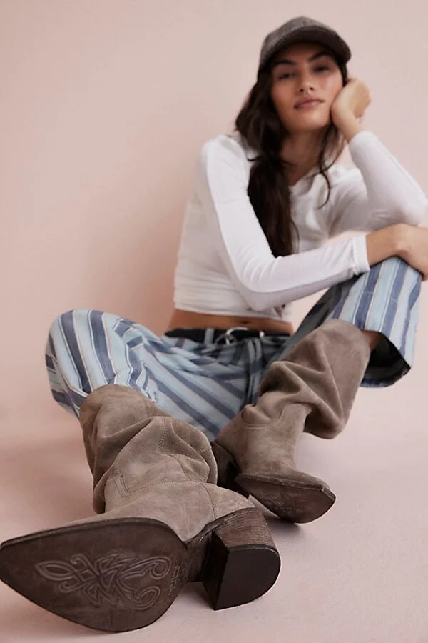 Extra Slouch Suede Boots