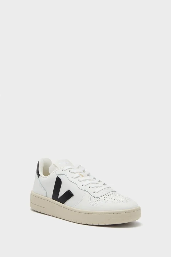 Extra White Black V-10 Sneakers