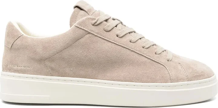 Extralight sneakers