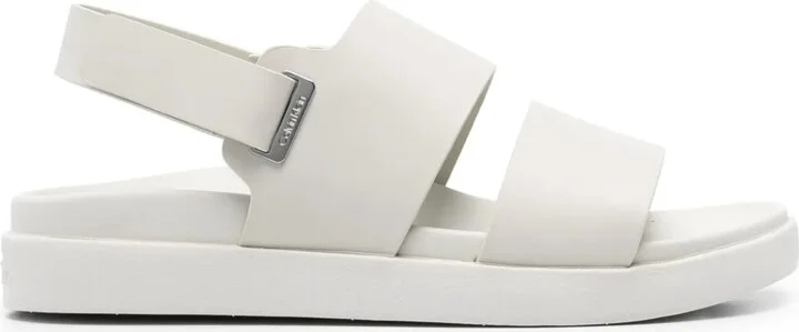 Eyel sandals