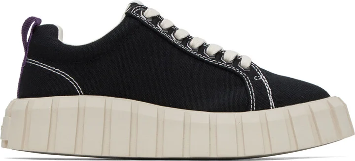 Canvas Black