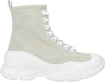 F_wd Woman Sneakers