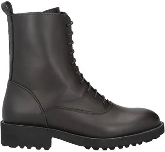 Fabiana Filippi Woman Ankle boots