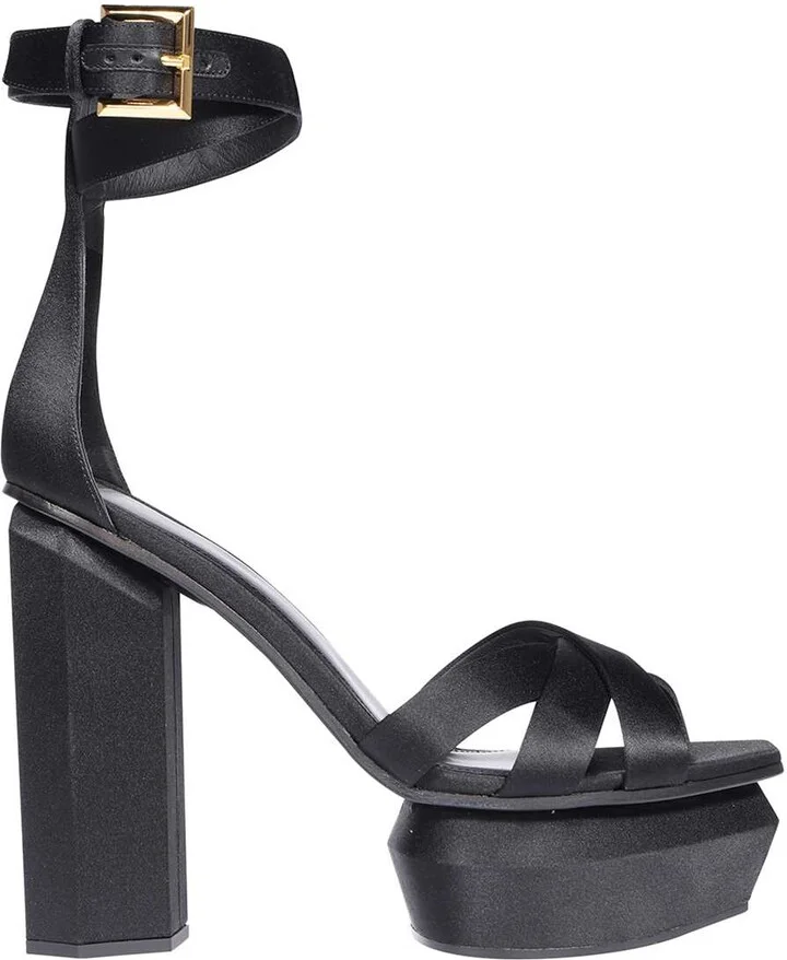 Fabric Pumps