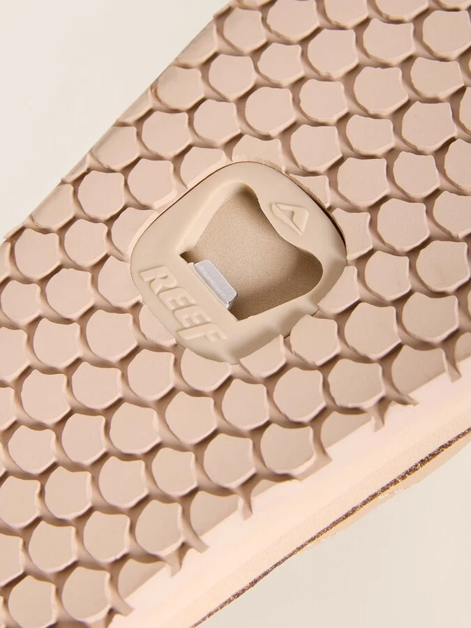 Faherty X REEF Women's Drift Away Flip Flop - Image 9