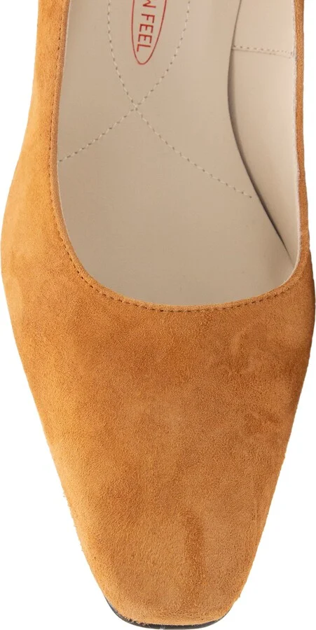 Falco Block Heel Pump - Image 5