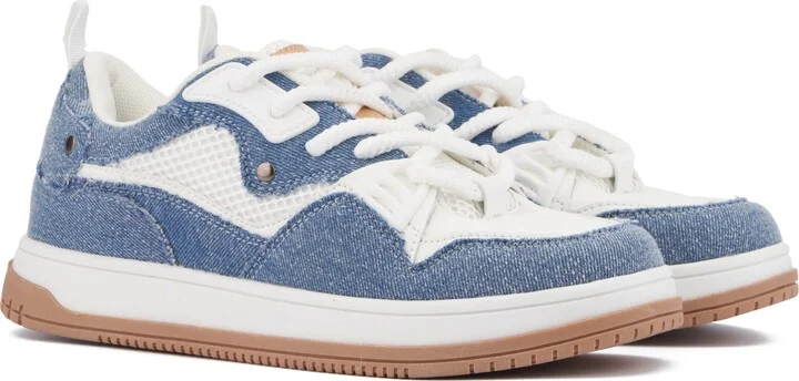 Famous Low Top Sneaker - Image 9