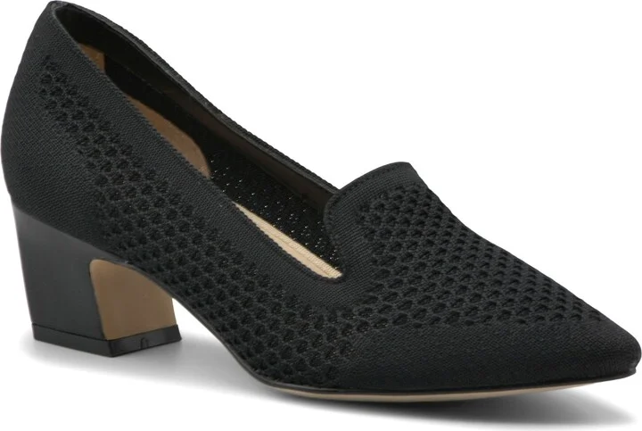 Fang Pointed Toe Pump