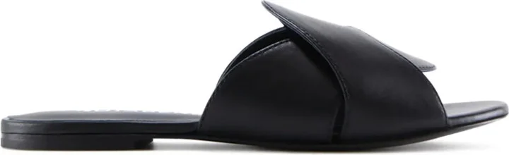 Fanny sandals