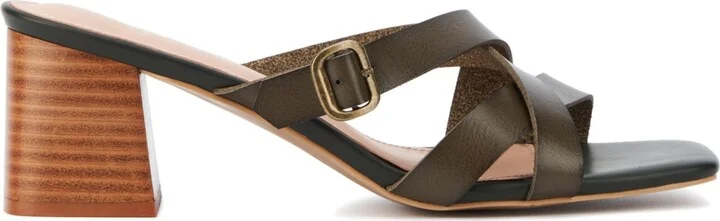Fantasia Women's Burnished Sandal - Image 7