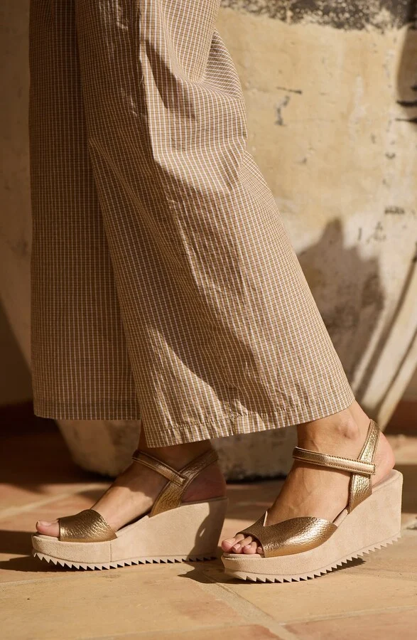 Fantina Platform Wedge Sandal - Image 8