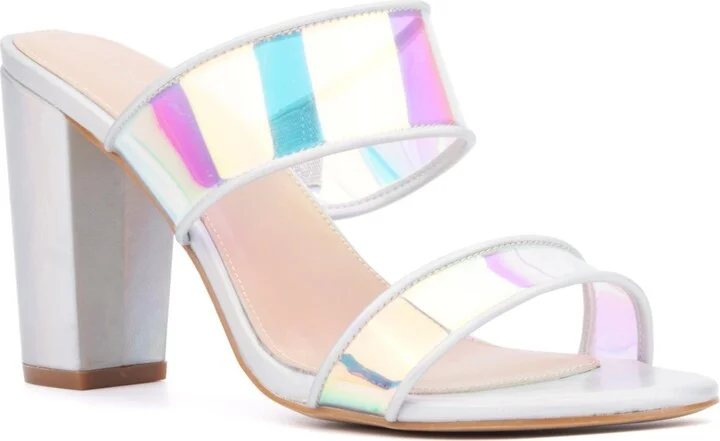 Fashion To Figure Women's Berlynne Block Heel Sandal - Wide Width