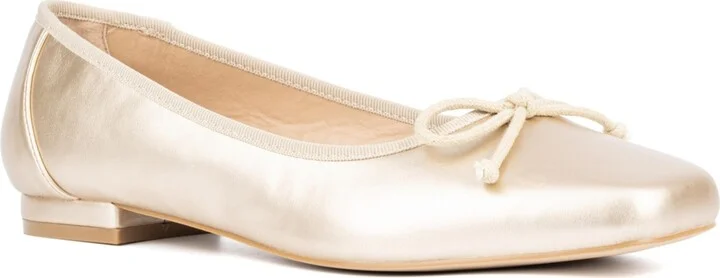 Fashion To Figure Women's Fawn Ballet Flat - Wide Width