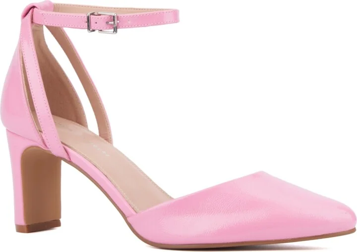 Fashion To Figure Women's Haisley Heel Pump - Wide Width