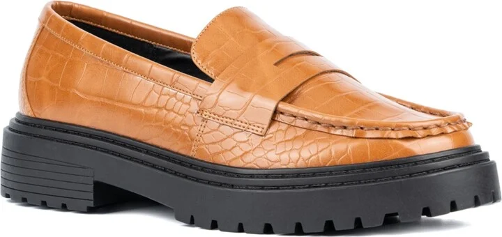 Fashion To Figure Women's Ilissa Loafer - Wide Width