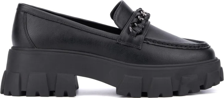 Fashion To Figure Women's Jazelle Loafer - Wide Width - Image 4