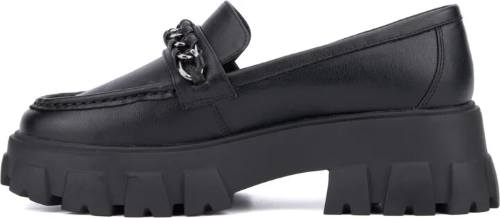 Fashion To Figure Women's Jazelle Loafer - Wide Width - Image 5