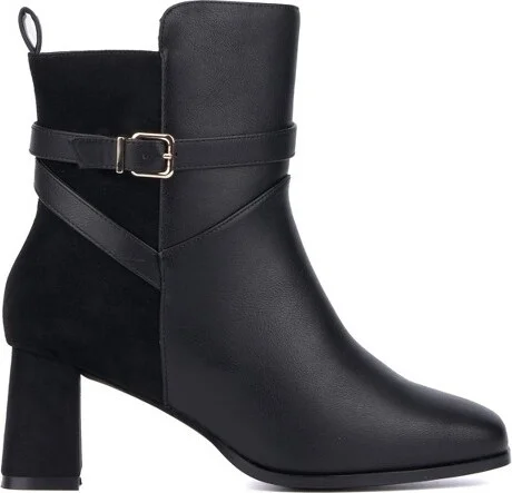 Fashion To Figure Women's Malana Heeled Boot - , RED - Image 3