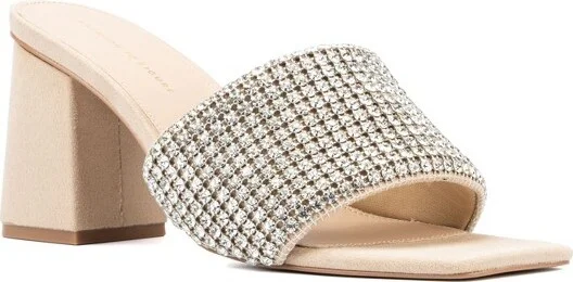 Fashion To Figure Women's Serena Low-Mid Heels - Wide Width - , NUDE