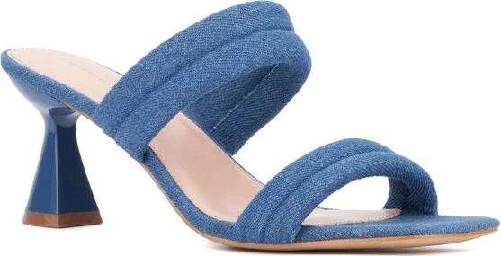 medium blue