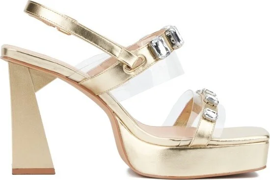Fashion To Figure Women's Waverly Block Heels - Wide Width - , WHITE - Image 3