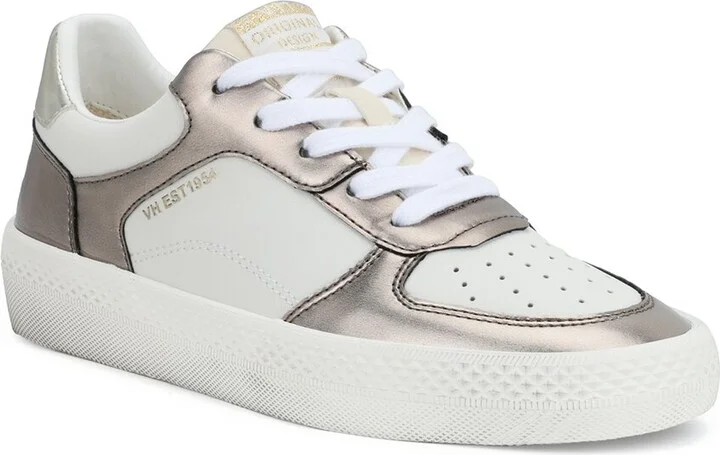 Fast 1 Leather Sneaker