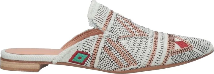 Fauzian Jeunesse Woman Mules & Clogs - Image 3