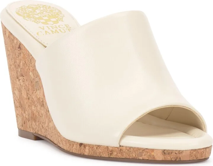 CREAMY WHITE