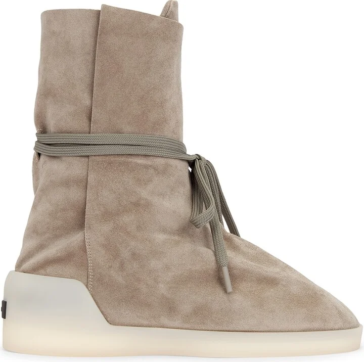 Fear of God Nova Moc in Taupe