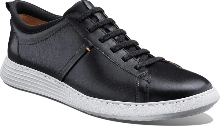 Featherlight Flight Sneaker