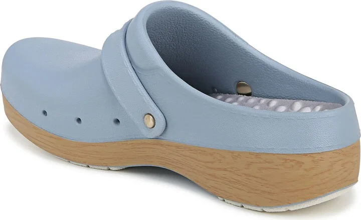 Feel Chill Recovery Clog - Image 2