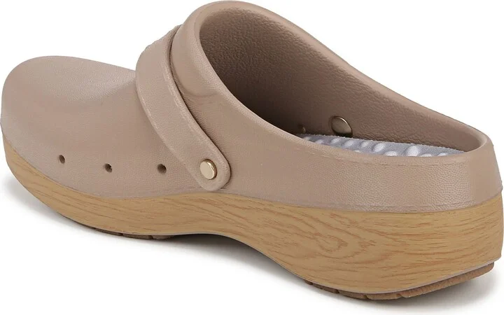 Feel Chill Recovery Clog - Image 10