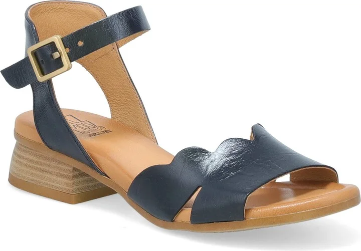 Feena Sandal