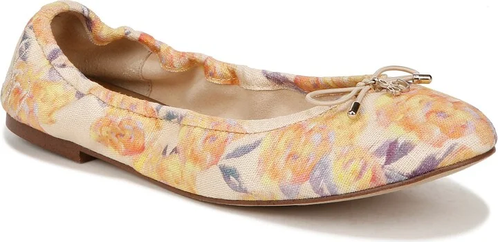 Felicia Flat