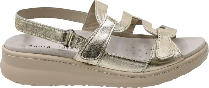 Femme Wedge Sandal - Image 2