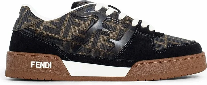 Fendi abbina sneakers in pelle scamosciata e tela