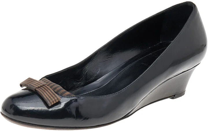 Fendi Black Patent Leather Bow Pumps Size 38