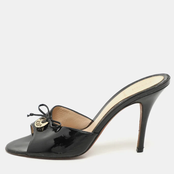 Fendi Black Patent Leather Logo Plaque Open Toe Sandals Size 39