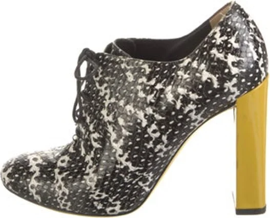 Black, Pattern Prints, White, Yellow