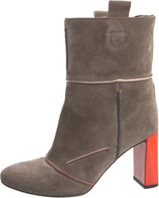 Grey, Orange