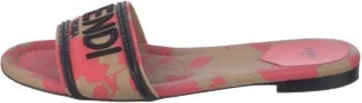 Neutrals, Pattern Prints, Pink