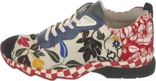 Blue, Neutrals, Pattern Prints, Red