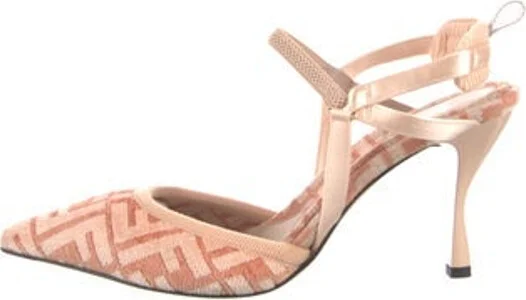 Neutrals, Pink