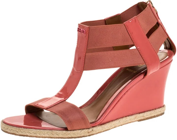 Fendi Coral Patent Leather And Elastic Fabric T-Strap Espadrille Wedge Sandals Size 37