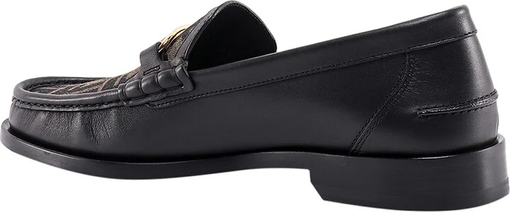 Fendi O' Lock Leather Loafer With Ff Insert - Image 4